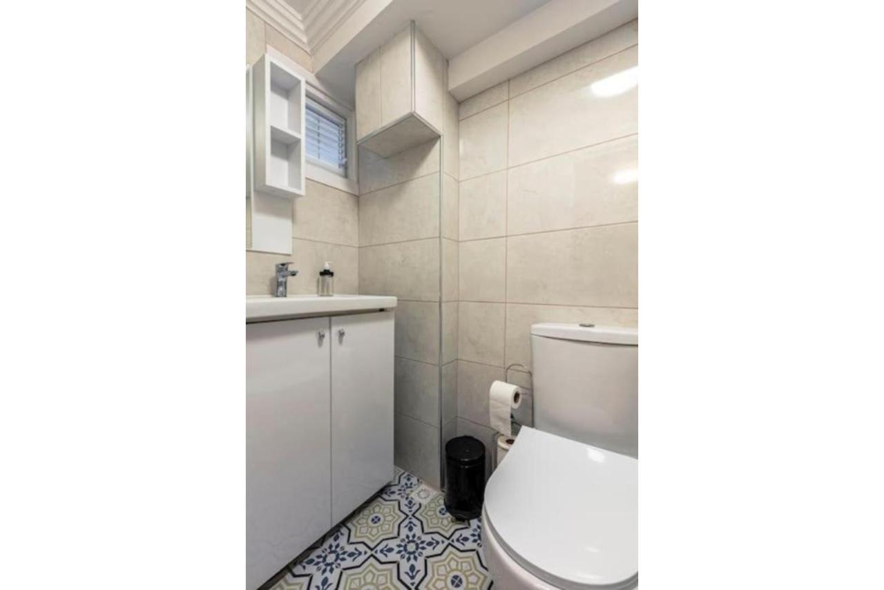 Historical 4-Br Home Steps From Besiktas Stadium & Bosphorus Views - Prime Nisantasi Location! Provincia di Provincia di Istanbul Esterno foto